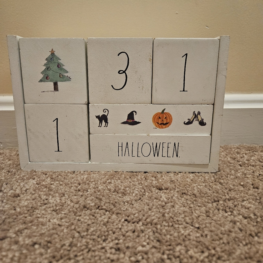 Rae dunn wooden calendar